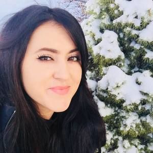 Meet your Posher, Magdalena